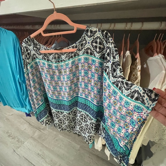 Random shirts - Picture 4 of 16